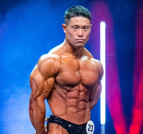 日本を元気に!ボディビルダー 寺山 諒選手が元気スイッチプロジェクトに参画